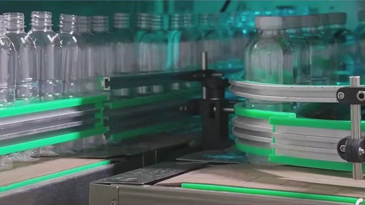 變頻器在塑料機械設備上的應用分享！ 仁控機電AC120變頻器！